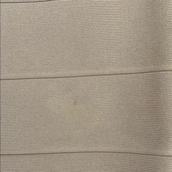 BCBG tan bodycon skirt - Picture 5 of 7